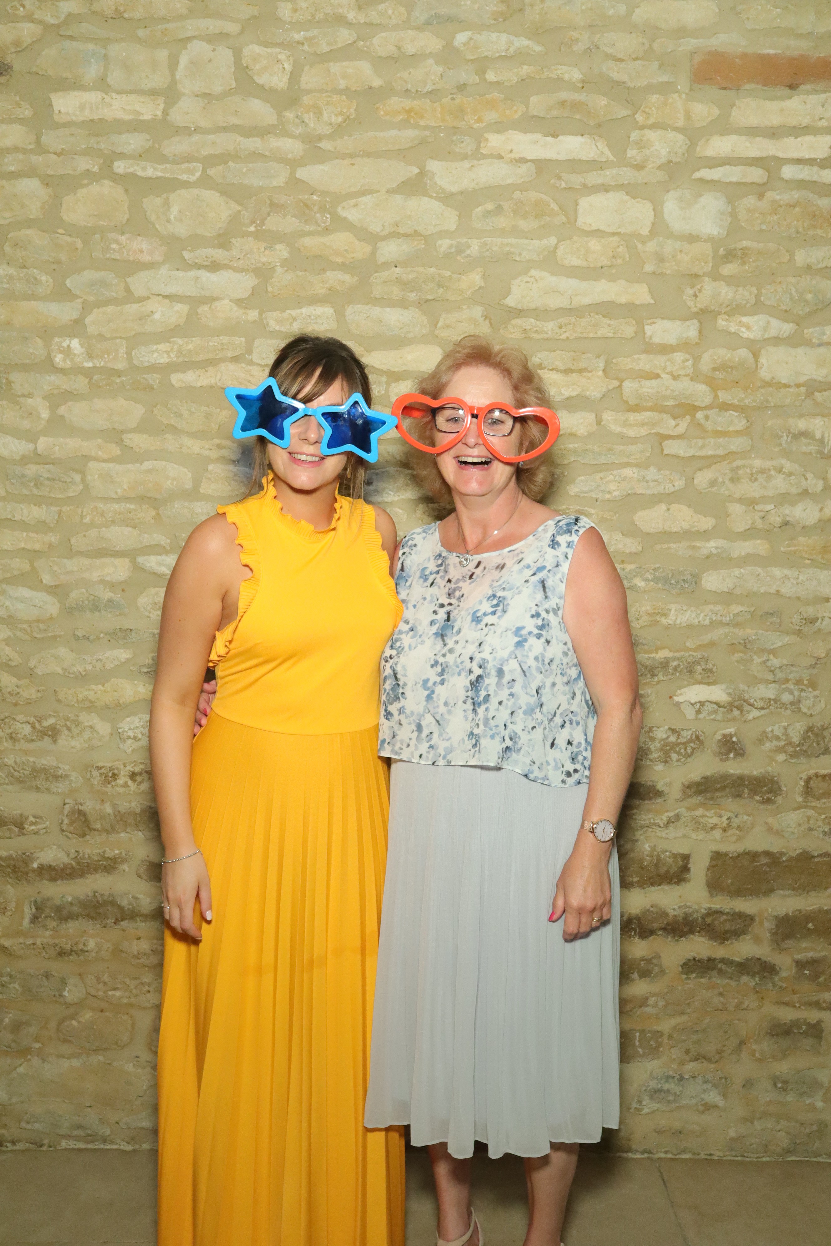 Natalie & Jack’s Wedding | View more photos from the event at gallery.myphotoboothexperience.co.uk/u/MyPhotoBoothExperienceLtd/Natalie-Jack’s-Wedding